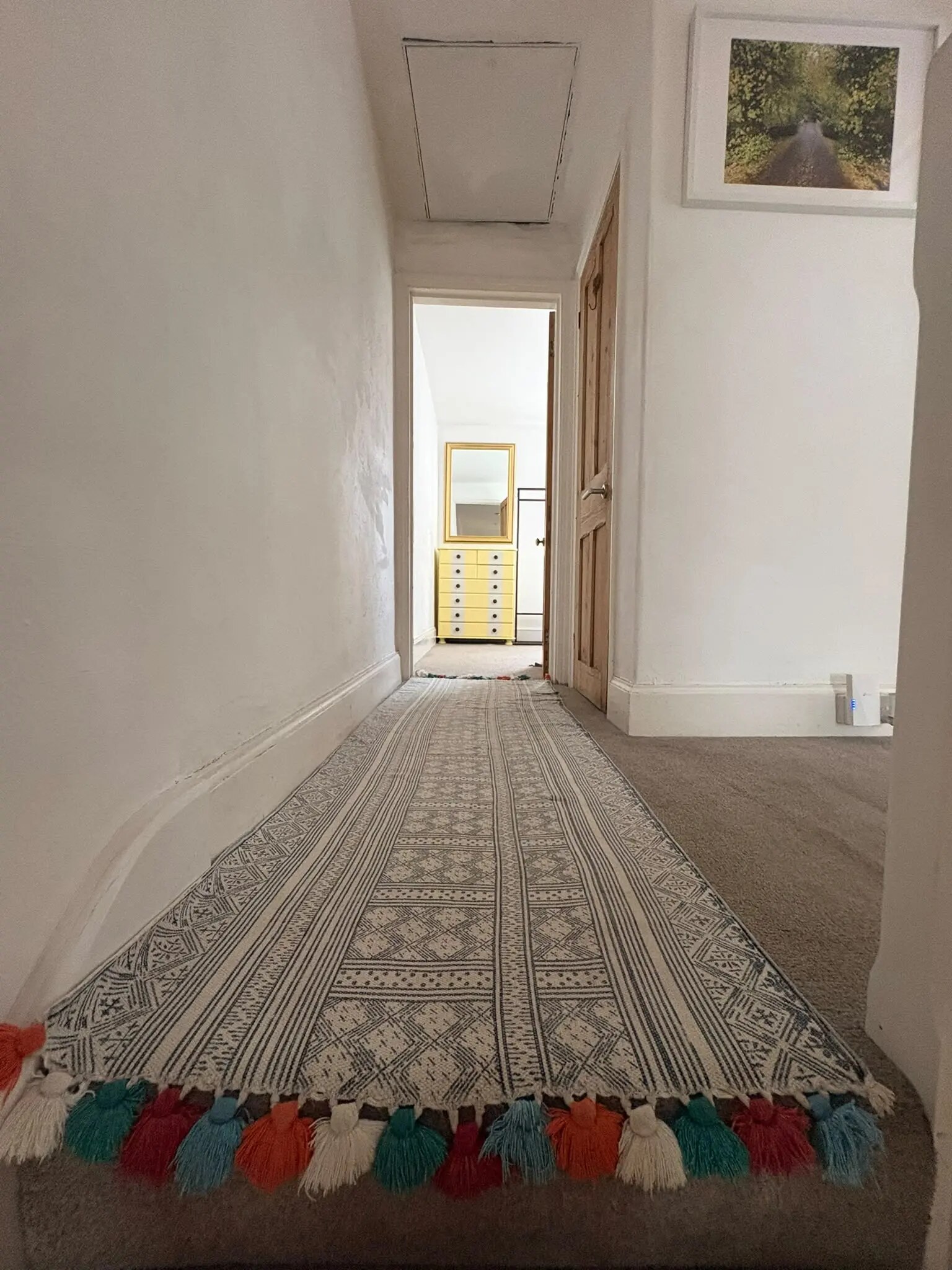 Upstairs landing leading to the bedrooms